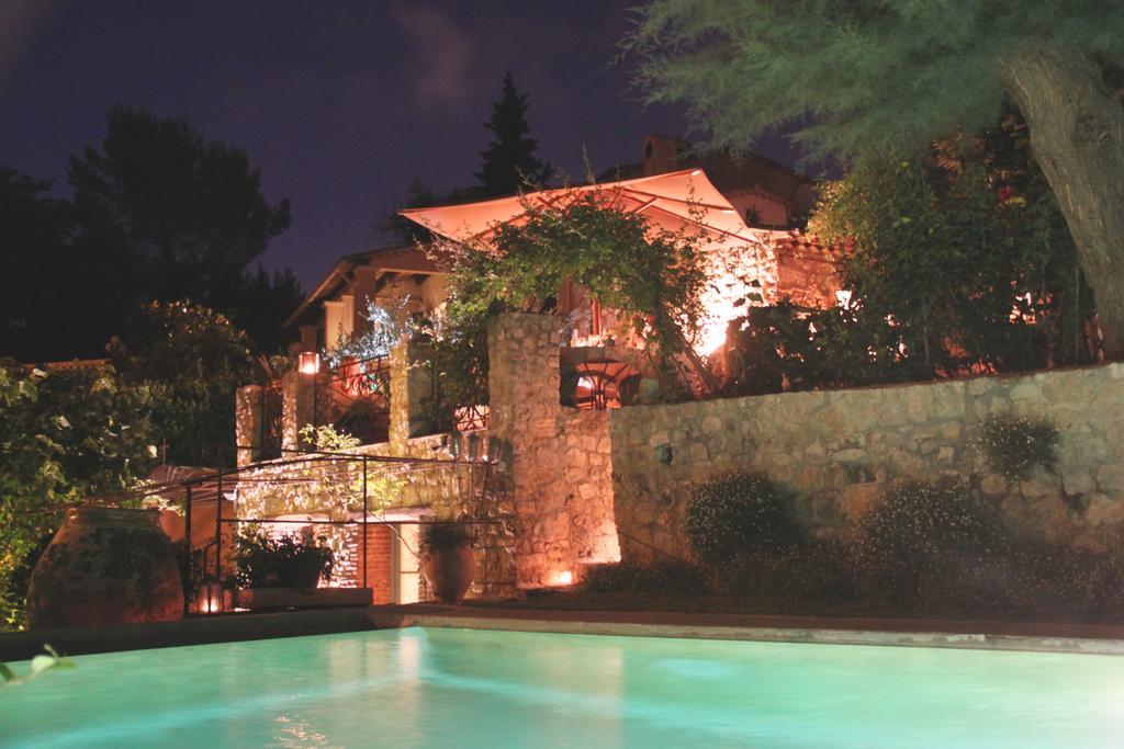 Les Rosees Mougins Kültér fotó